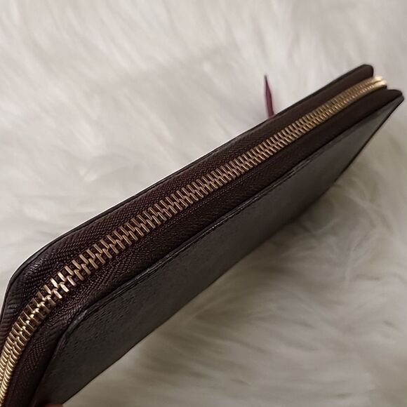 💯 Authentic Louis Vuitton zipped Long Wallet 💯 - Picture 10 of 13